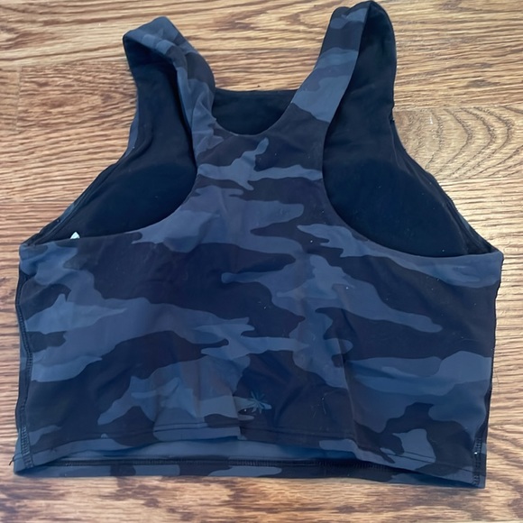 Athleta Women’s Black Camo High Neck Tank - size: XS - color: black camo - Picture 3 of 4